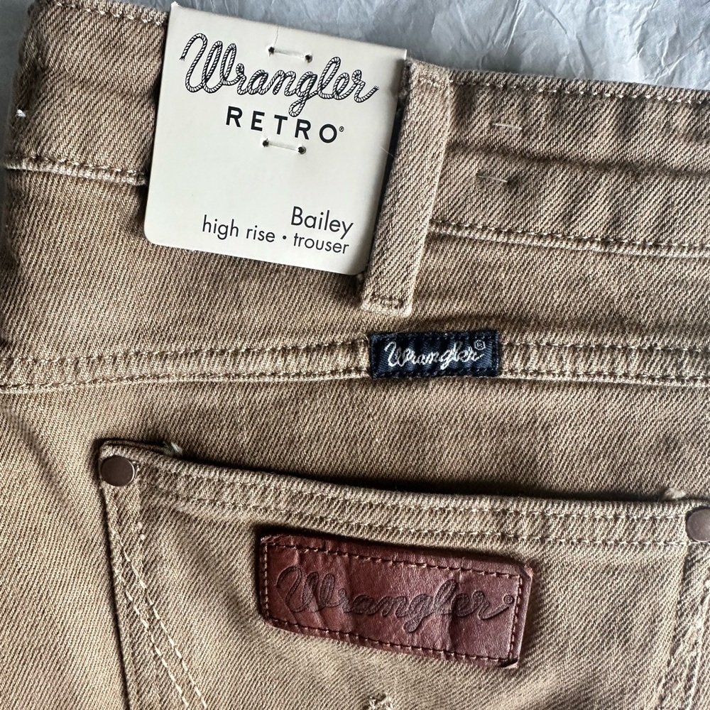 Wrangler Beth Whiskey Women's Trouser - Picture 4 of 6